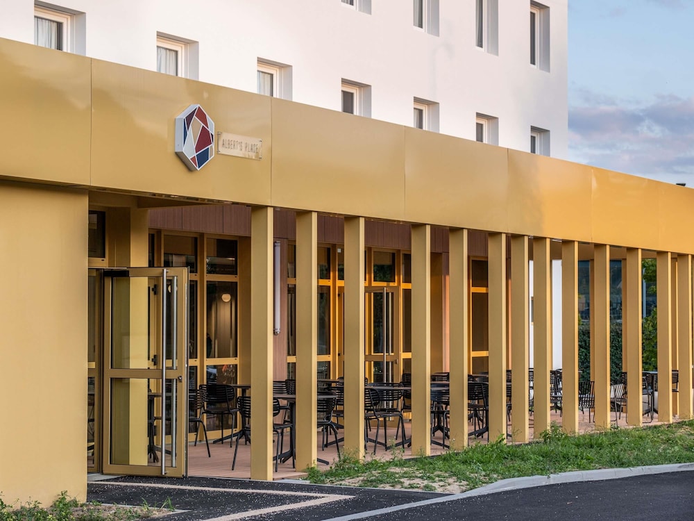 hotel
