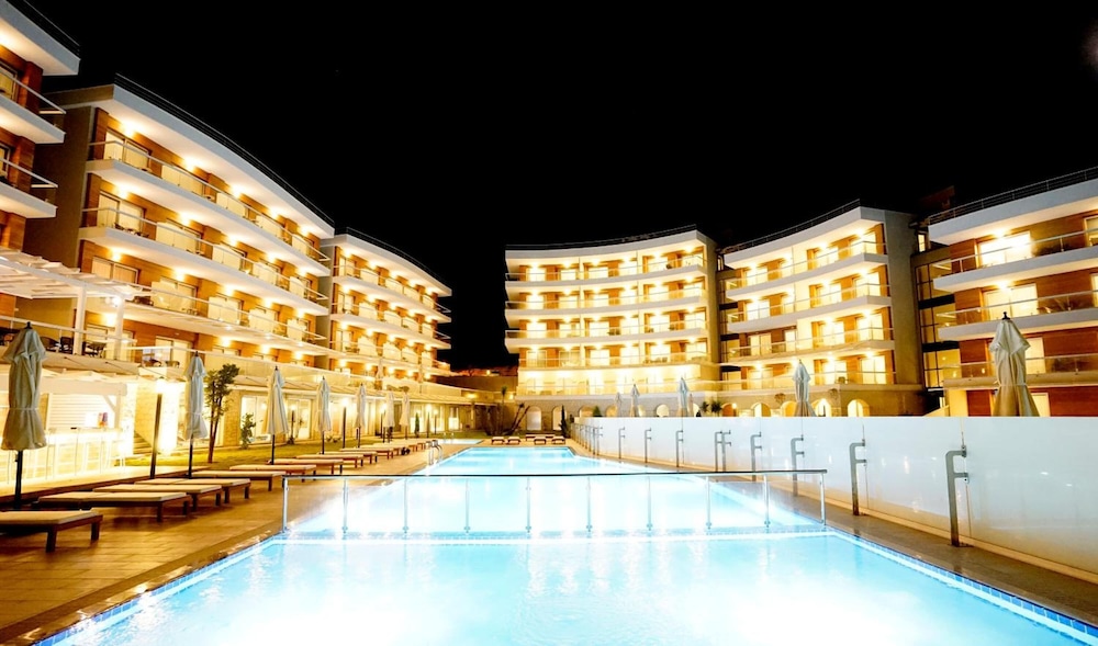 La Quinta By Wyndham Cesme photo3