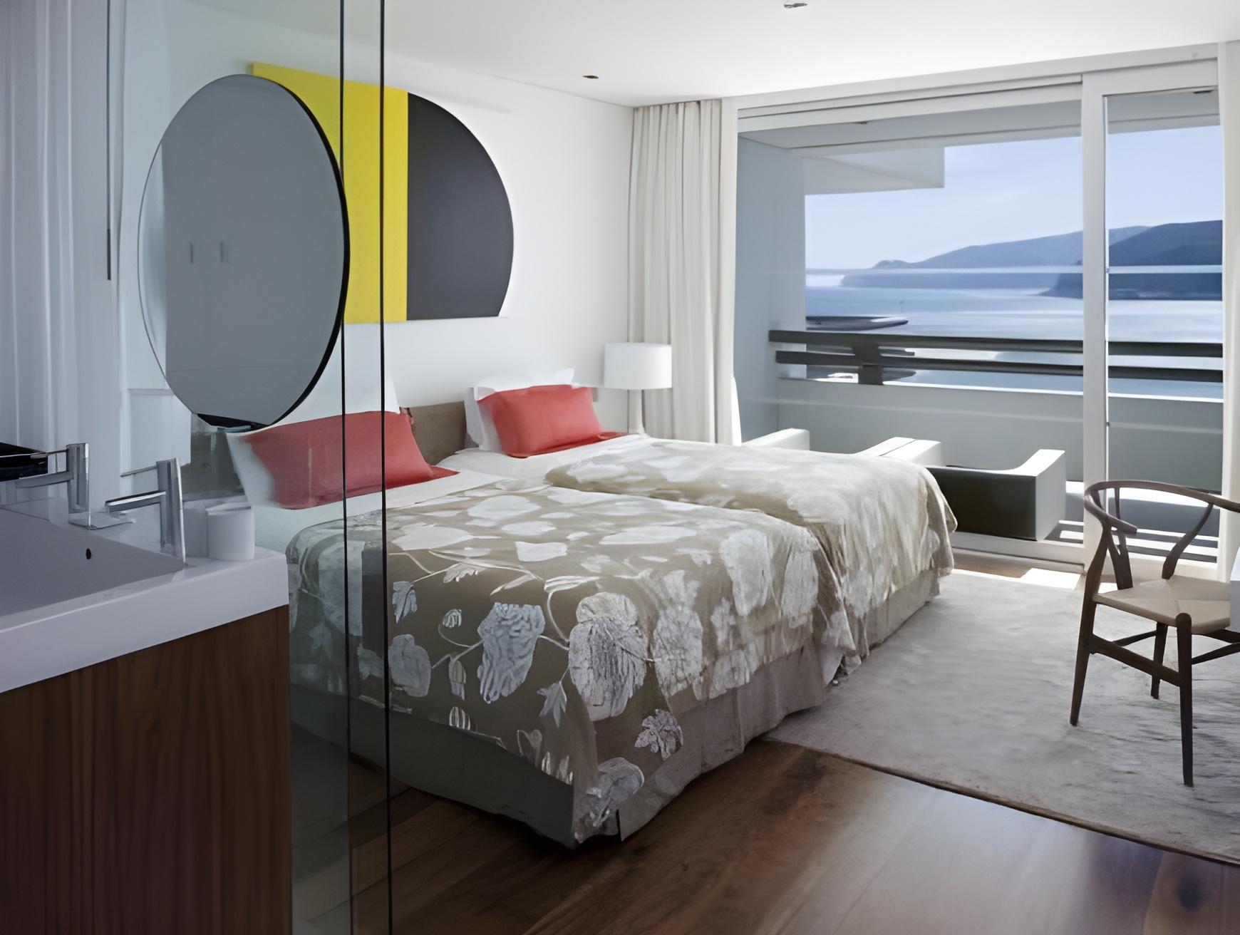 Master, Apartment
