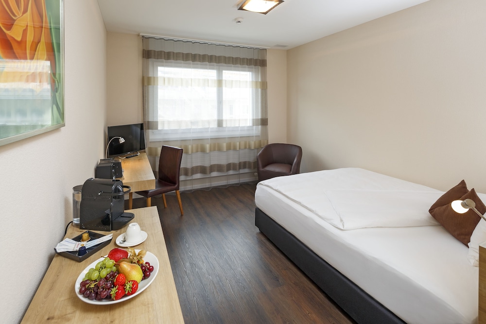 Villmergen Swiss Quality Hotel 11/36