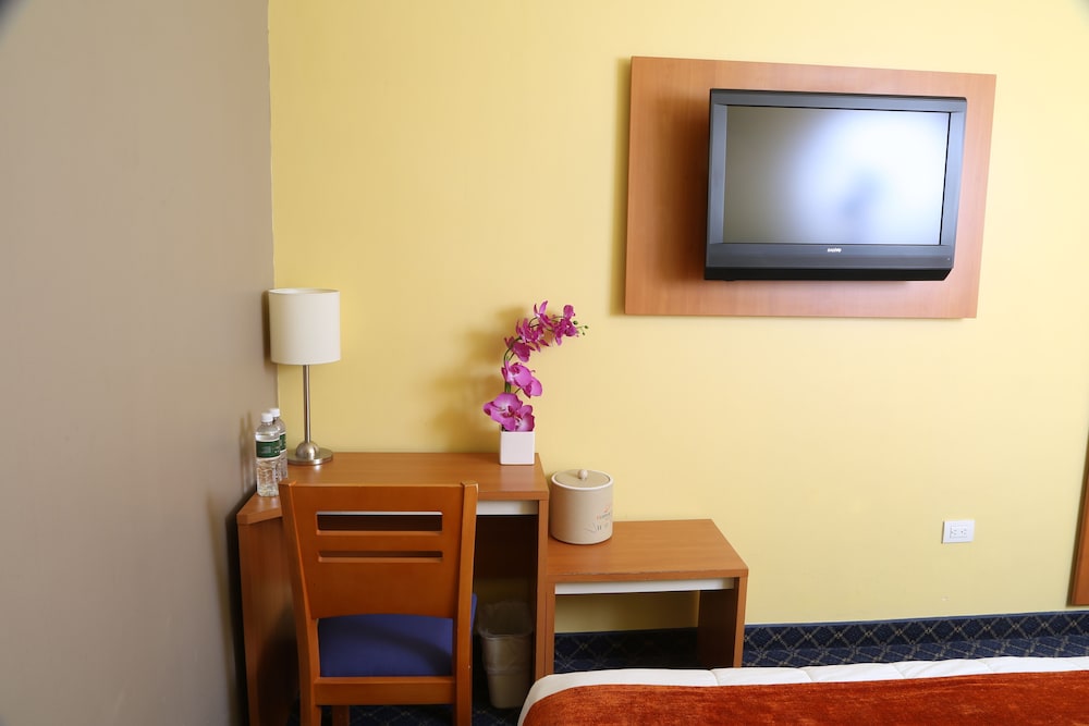 Copper Canyon Boutique Hotel 41/48