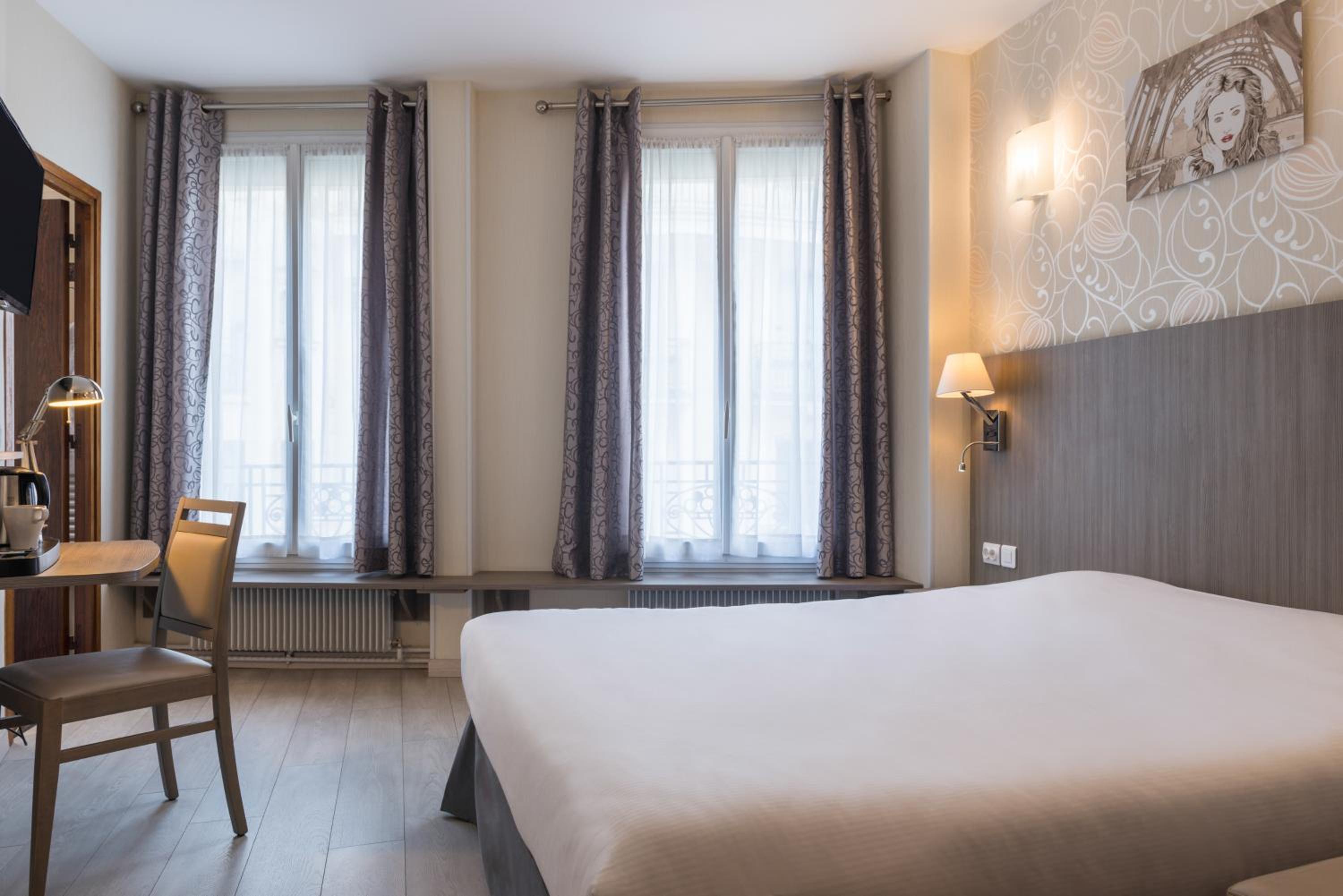 Louest Hotel 7/50