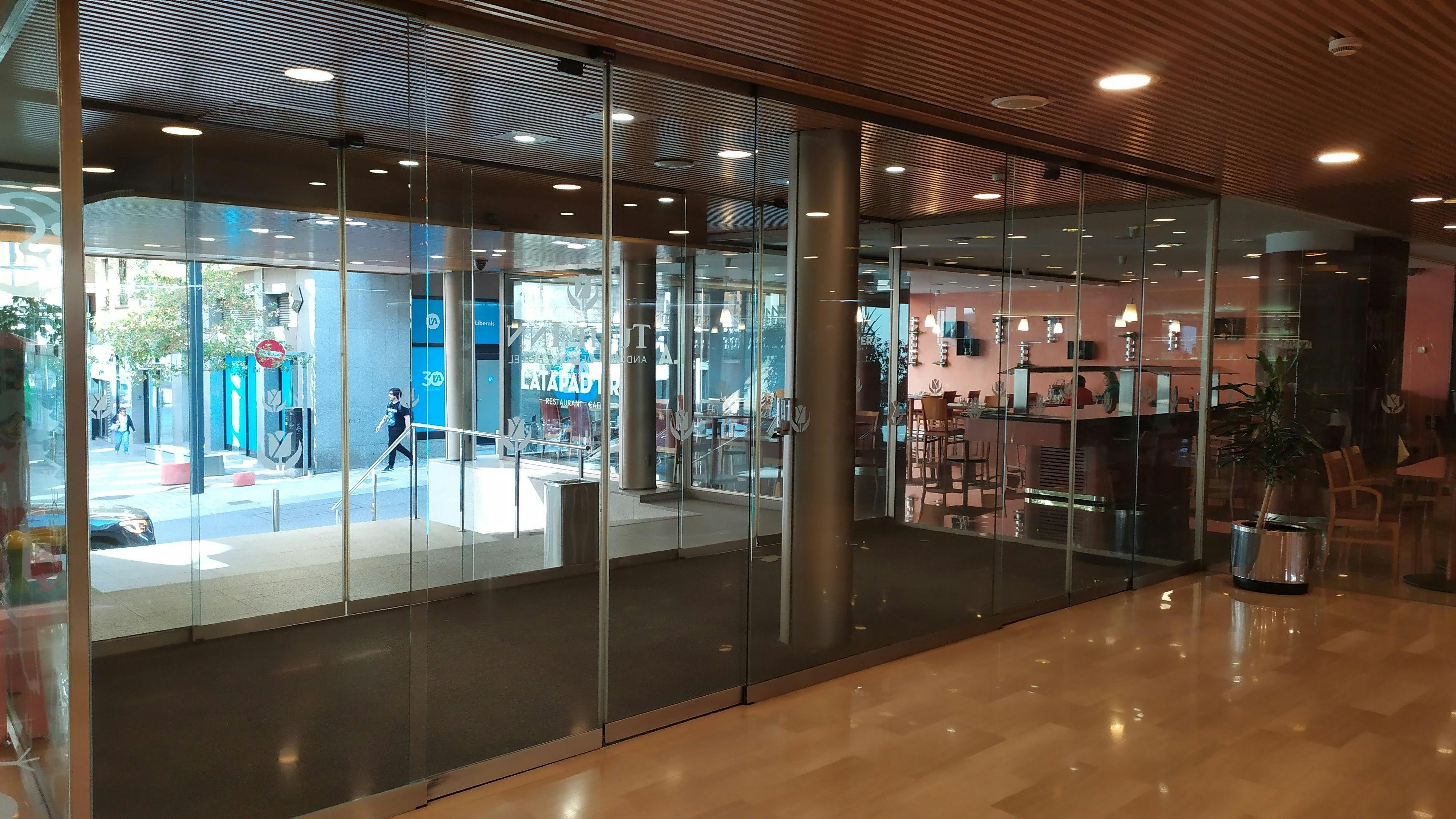 Hotel Sercotel Delfos Andorra 2/49