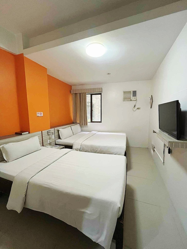 Travelbee Business Inn 26/49