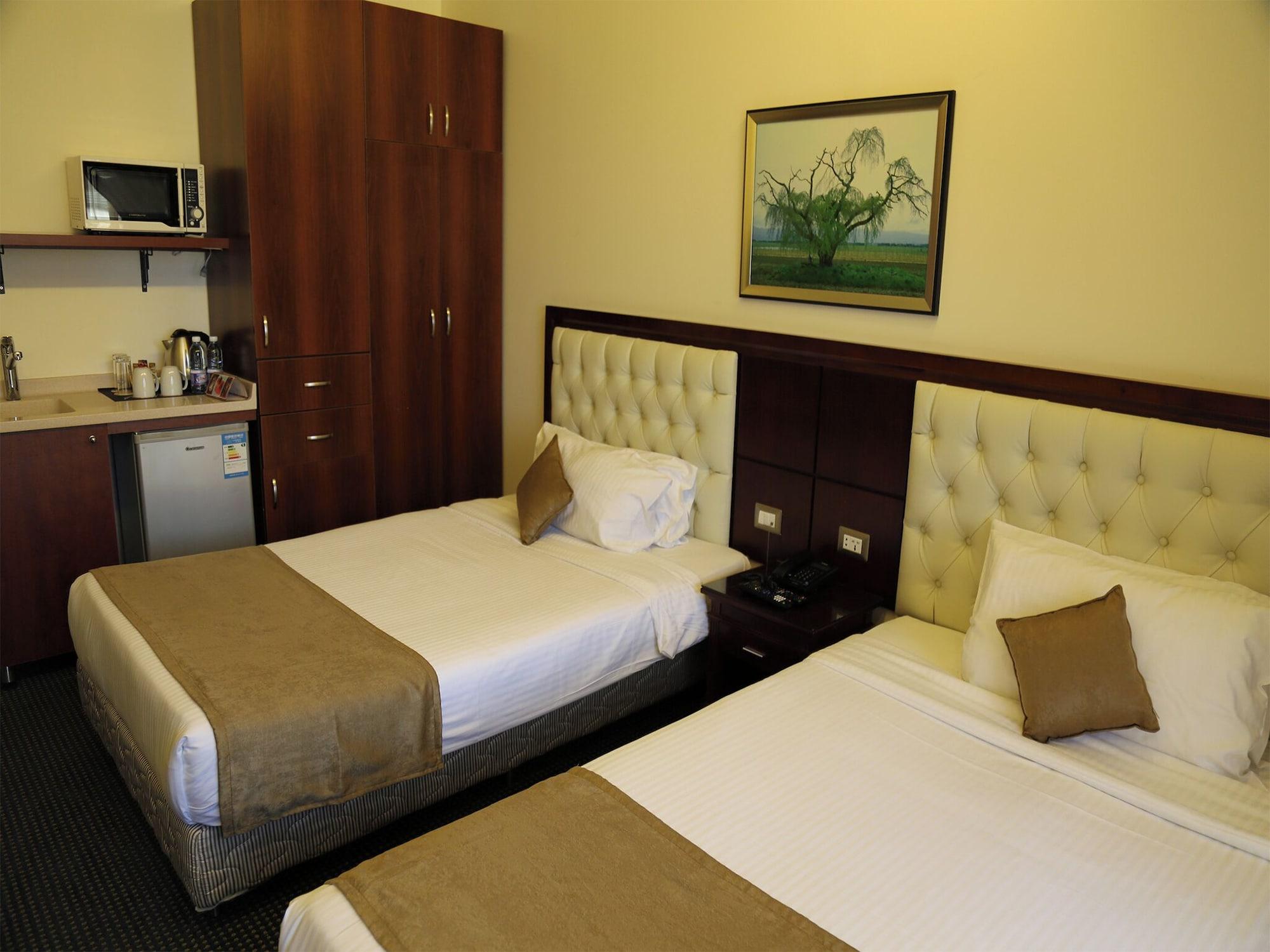 1 Bedroom, Club, Double or Twin Bed