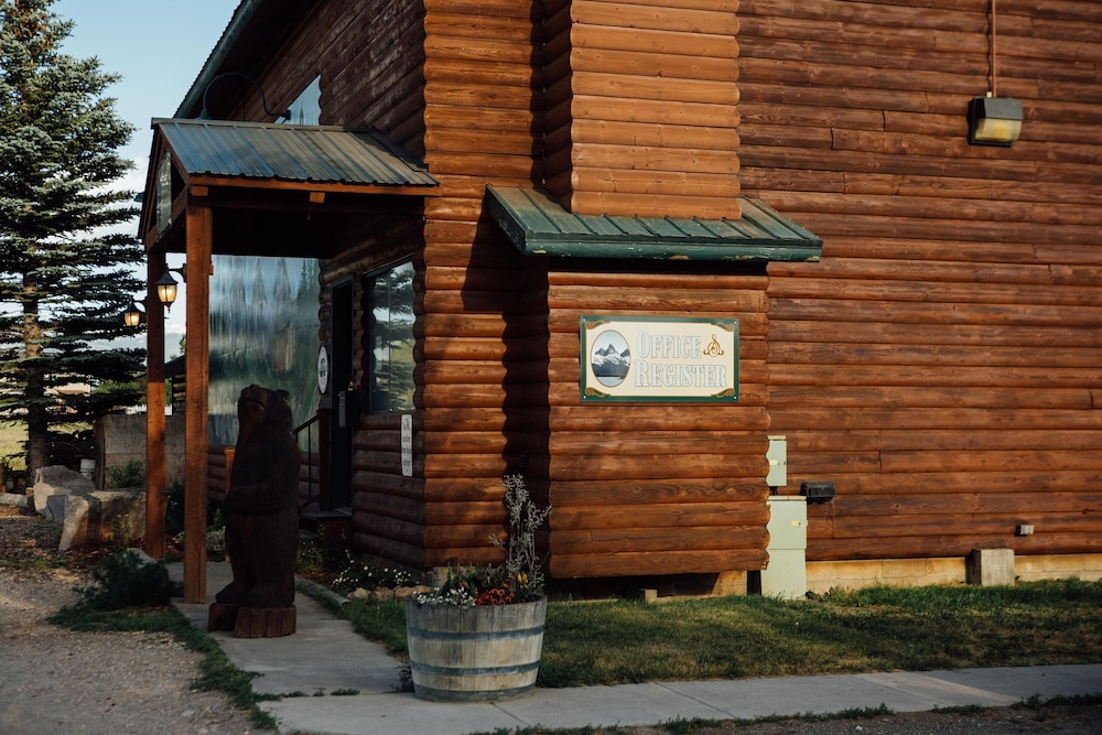 Teton Peaks Resort 3/50