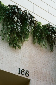 Hotel Habituel 58/63
