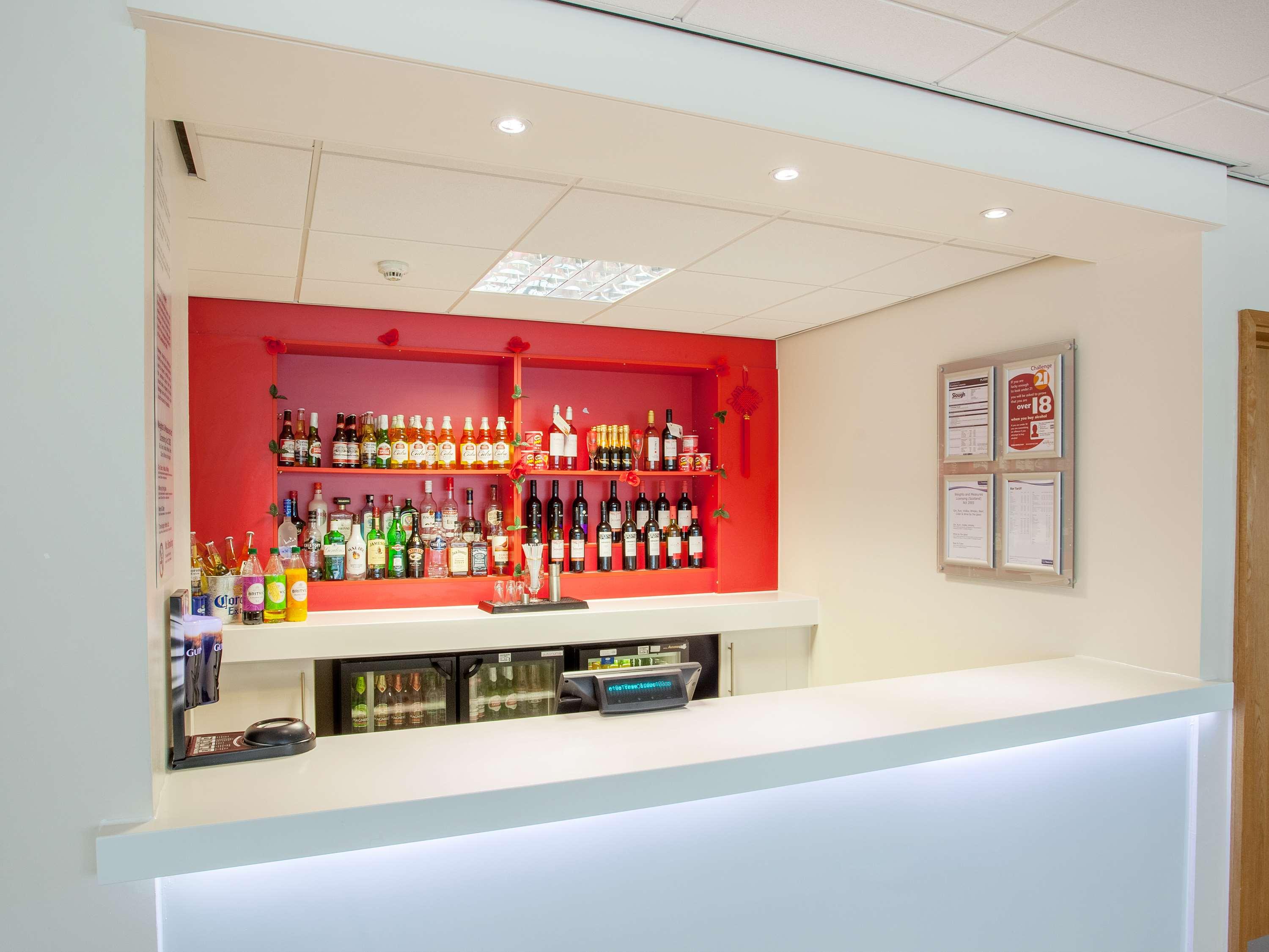 Travelodge Slough 22/26