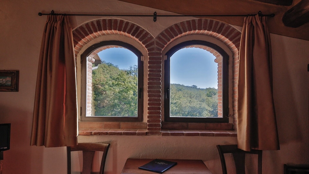 LE POZZE DI LECCHI HOTEL 18/31