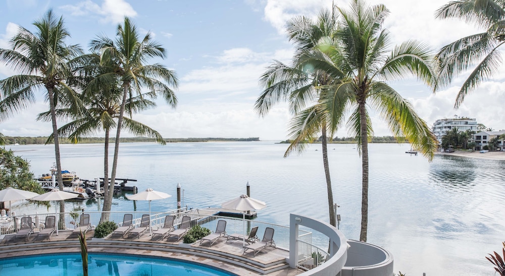 Noosa Pacific Riverfront Resort 43/50
