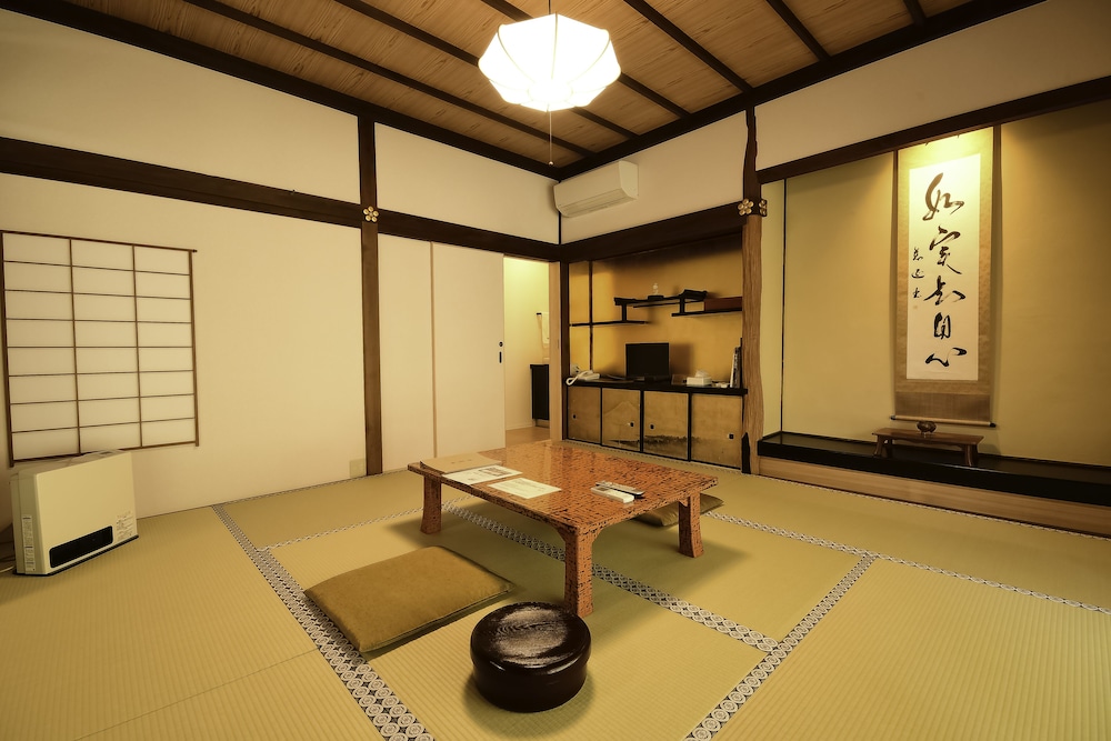 Koyasan Saizenin 40/64