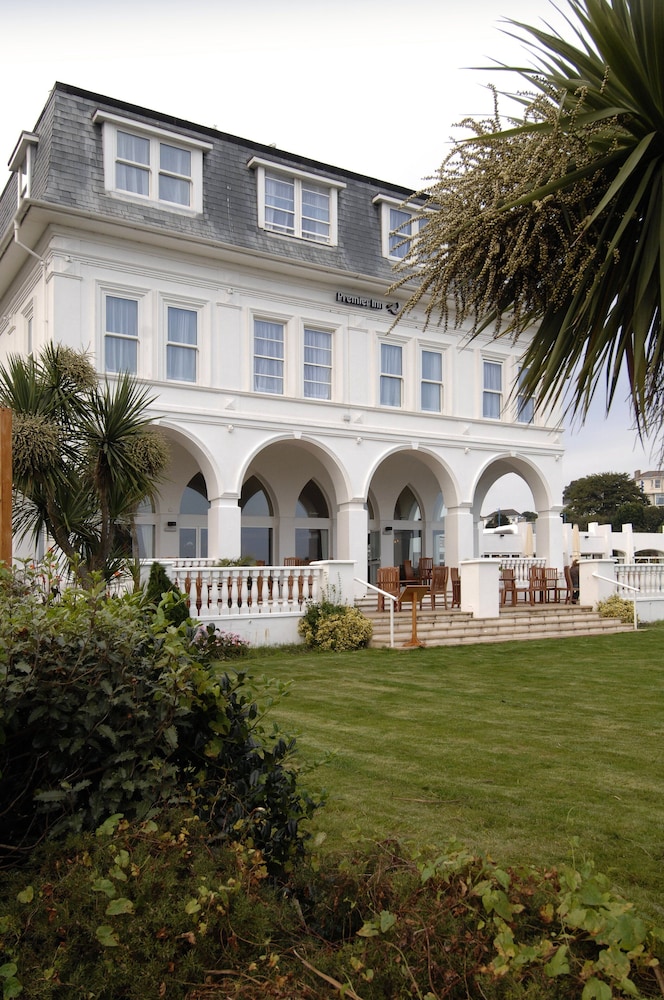 PREMIER INN TORQUAY 48/51