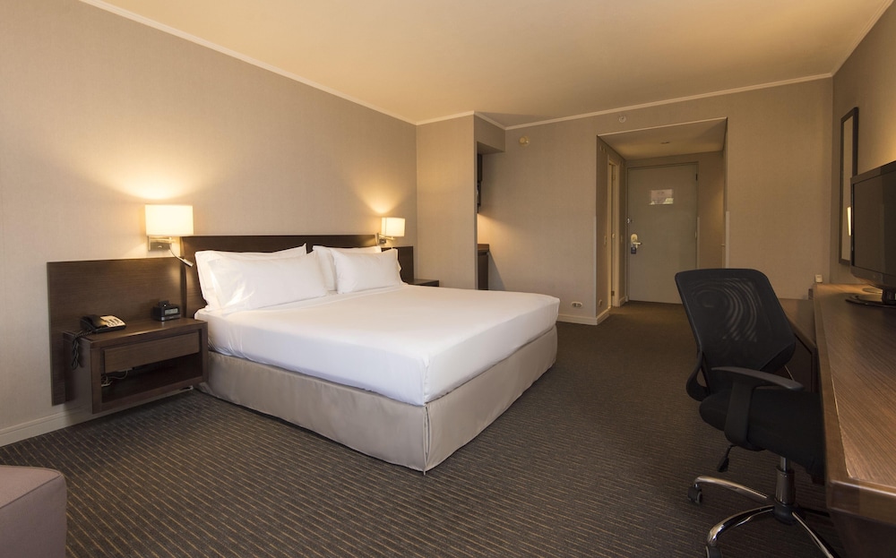 HOLIDAY INN EXPRESS TEMUCO 13/79