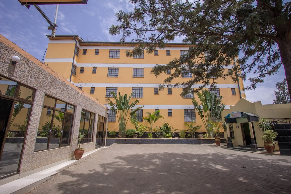 Emboita Hotel 1/50