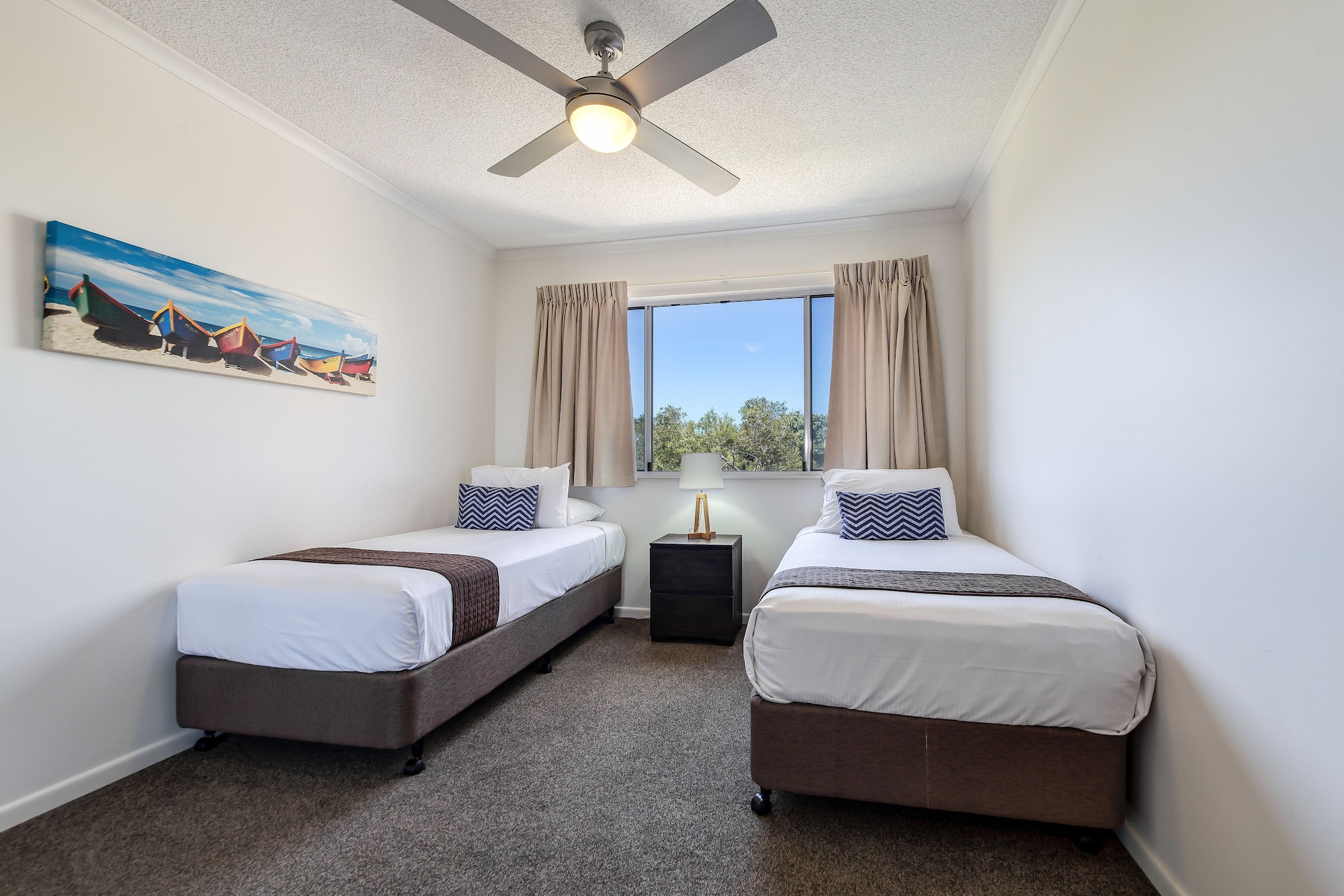 2 BEDROOMS, APARTMENT, GARDEN VIEW