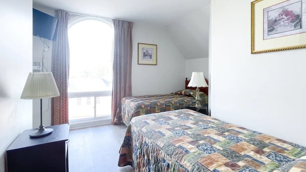 Commons Inn 29/46