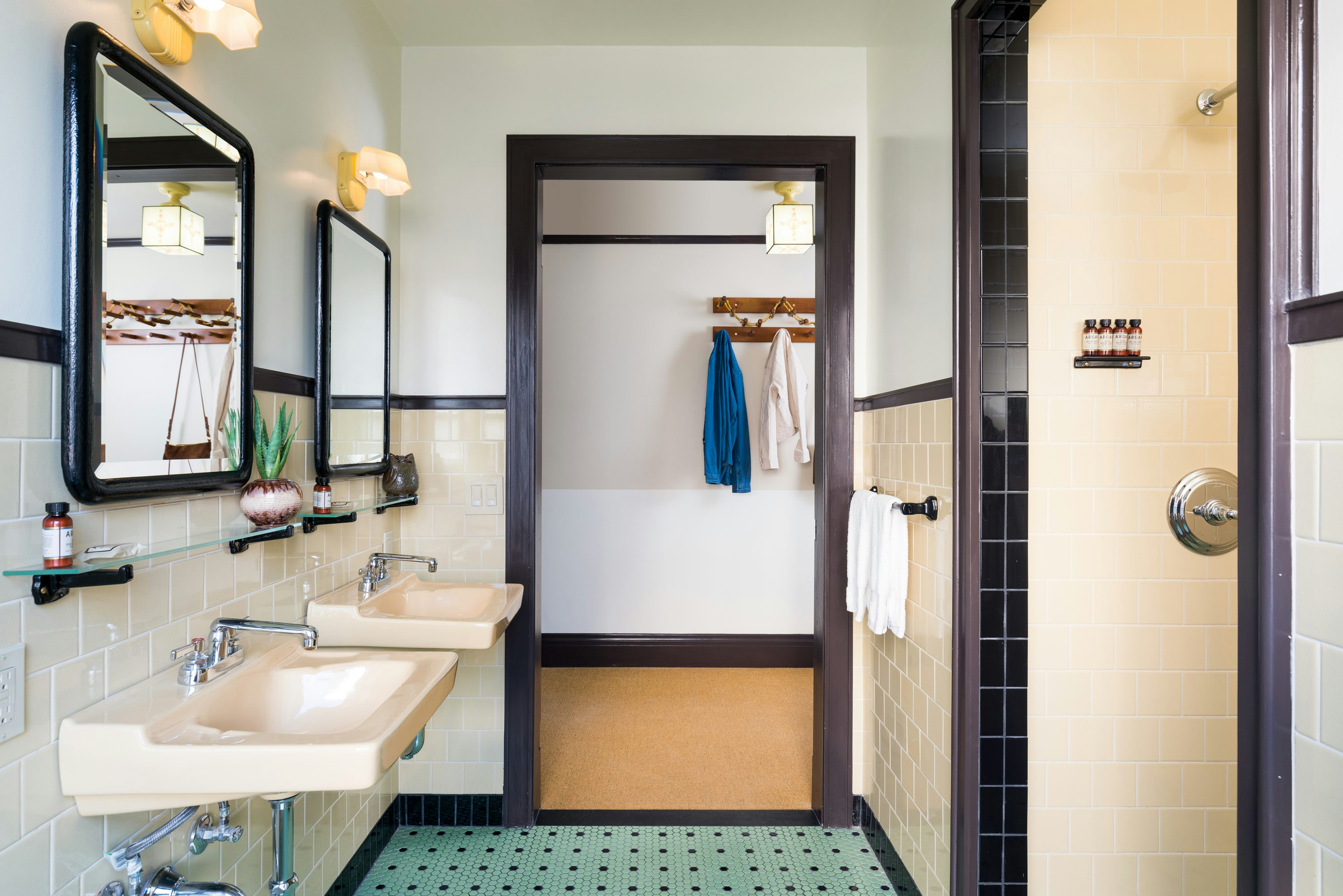 Loft, Suite