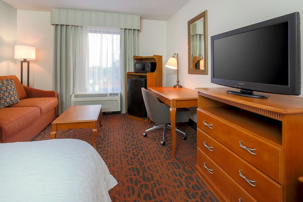 Hampton Inn Laredo 15/45