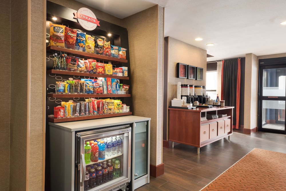 Hampton Inn Minneapolis/St. Paul-Woodbury 26/30
