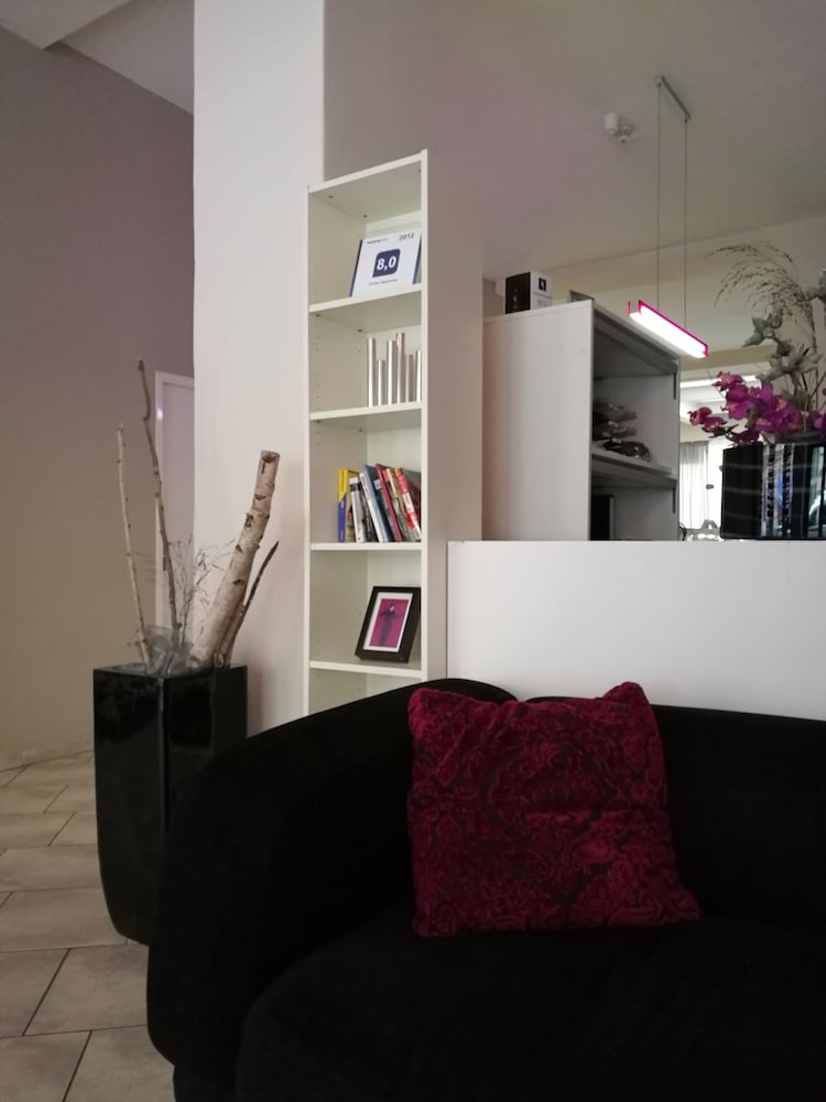 Purpur Aparthotel 37/48