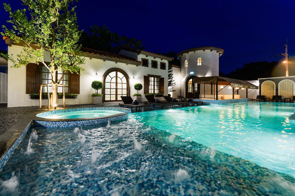 Villa Seville 2/50