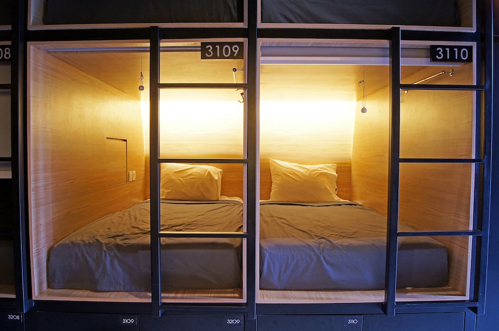 My Studio Hotel Surabaya Hostel 10/18