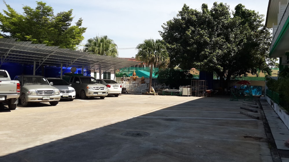 Khun Chaweng Resort 50/66