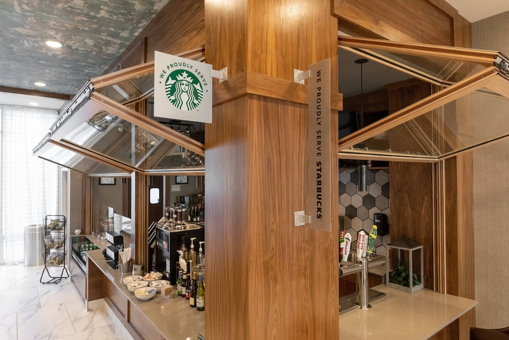 ホテル インディゴ ローリー ダーラム エアポート アット RTP(Delta Hotels by Marriott Raleigh-Durham at Research Triangle Park) 写真4