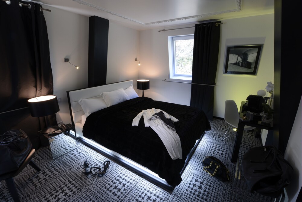 Art Hotel Rochecorbon 31/74