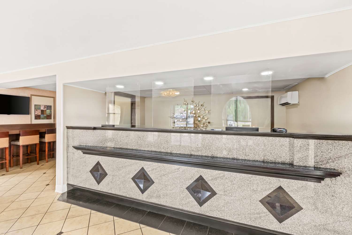 Best Western Hazlet Inn 6/27