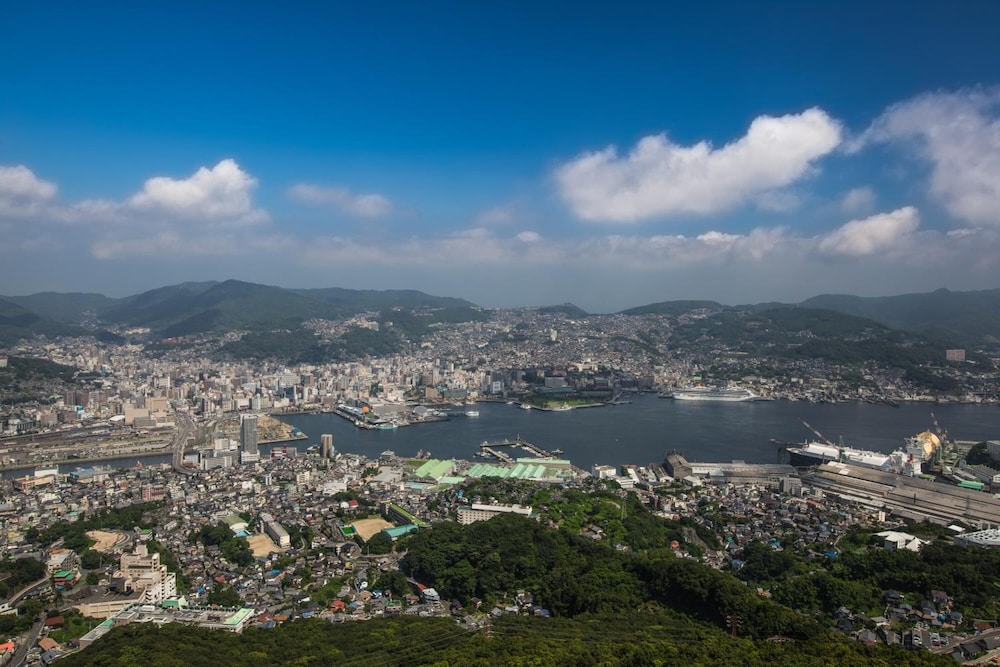 Nagasaki Sky Hotel 55/58