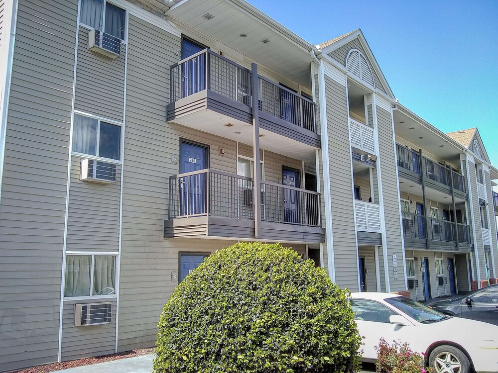 Studio 6 Extended Stay - Fayetteville, NC - Fort Liberty Area 31/33