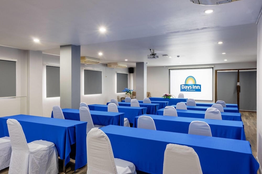 Days Inn by Wyndham Patong Beach Phuket 37/49