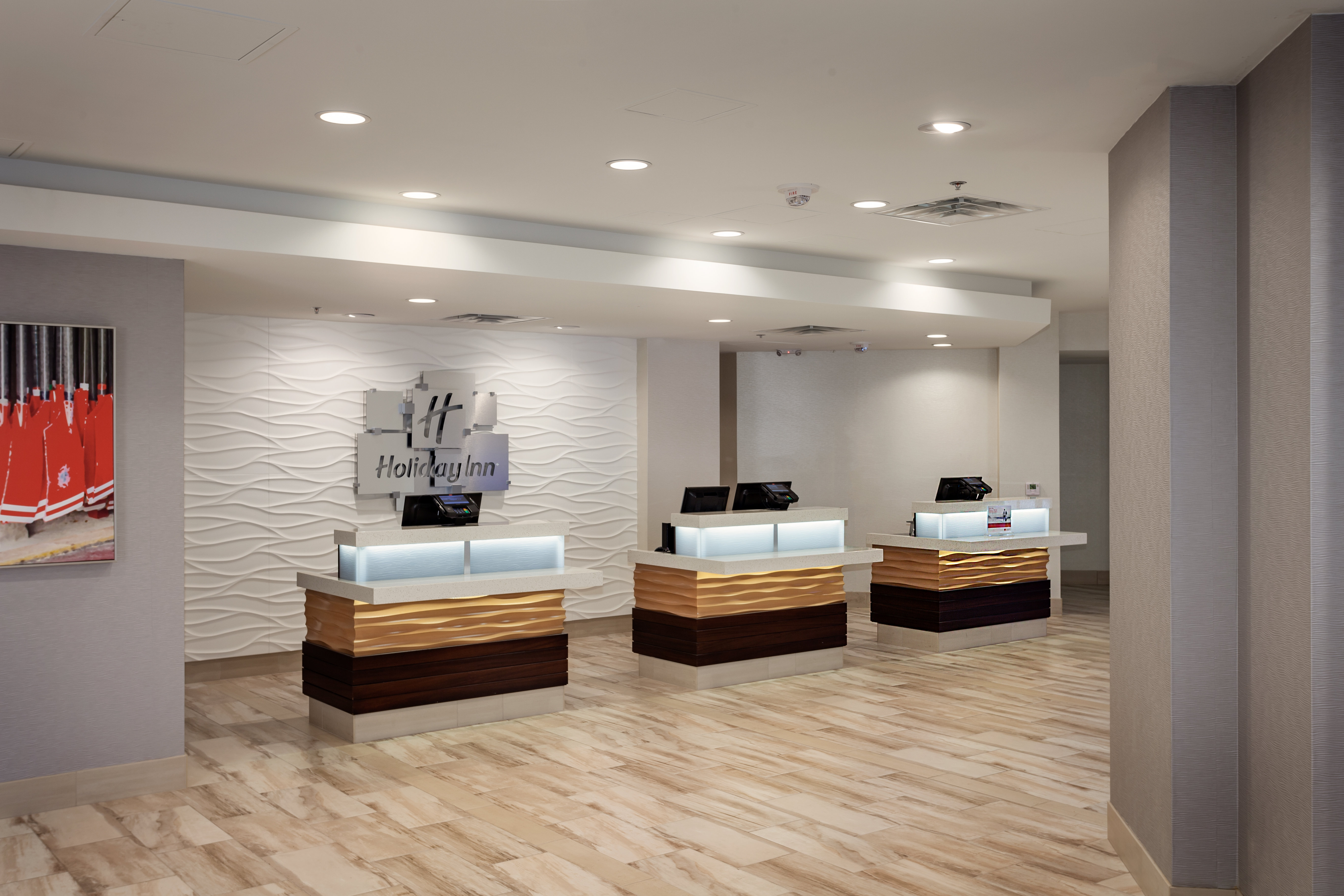 Holiday Inn Austin Town Lake Hotel 7/50