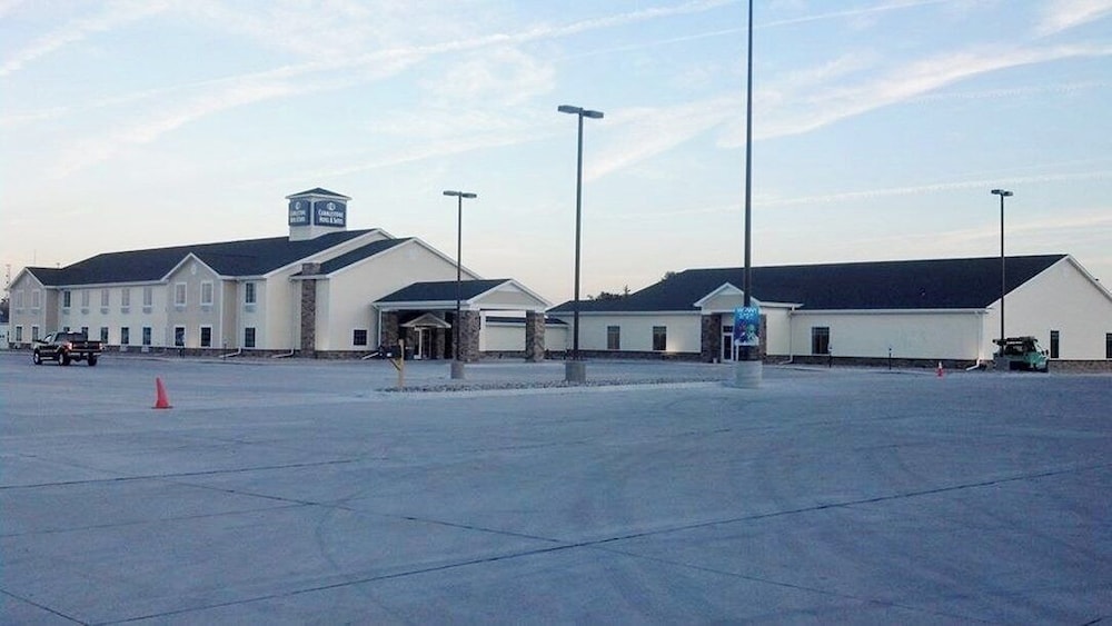 Cobblestone Hotel And Suites Broken Bow 46/51