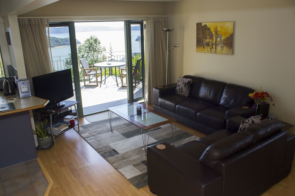 Allegra House 42/66