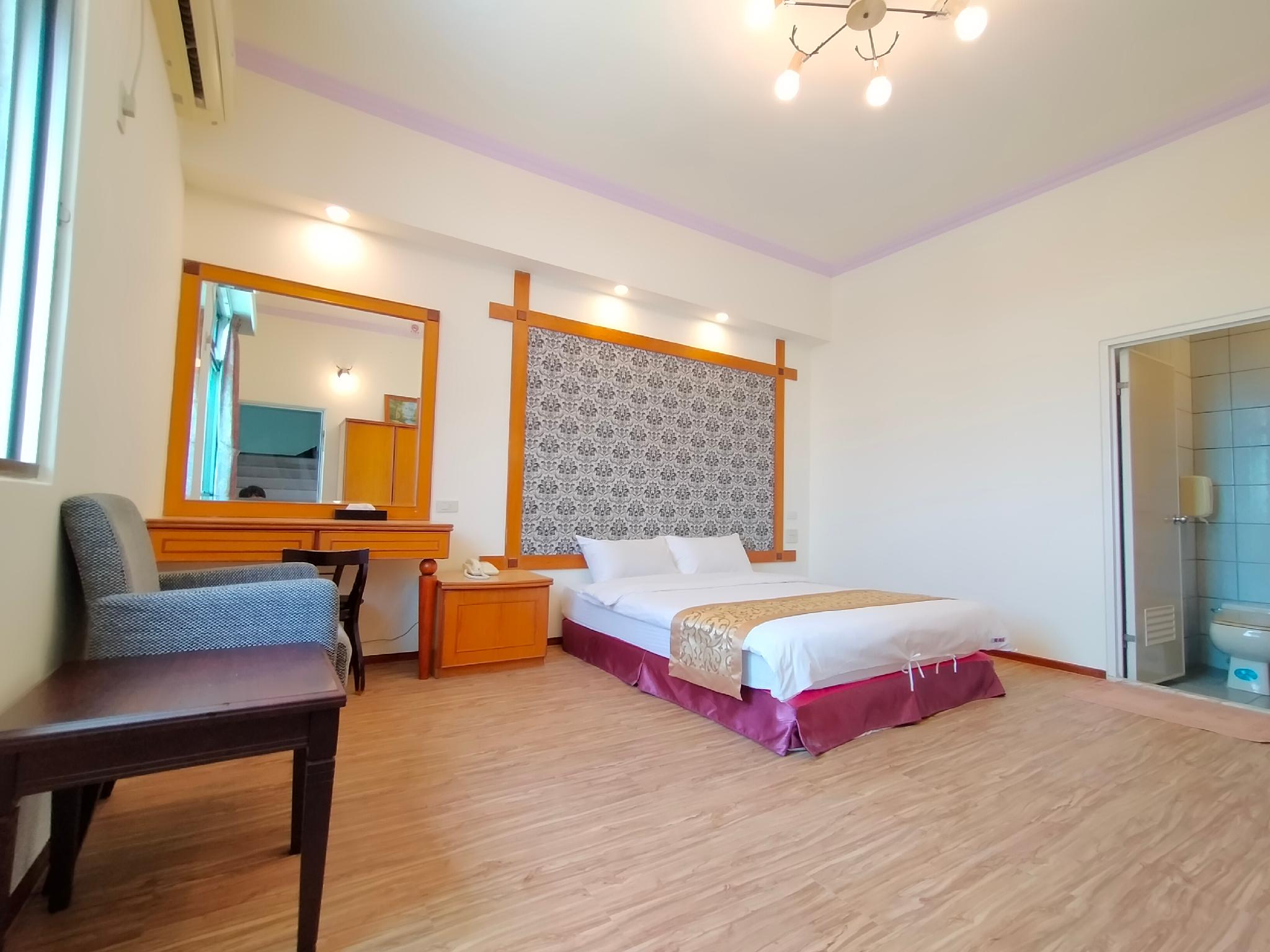 غرفة بزنس بسرير مزدوج، Tau Tau Chu Hotel 2/2