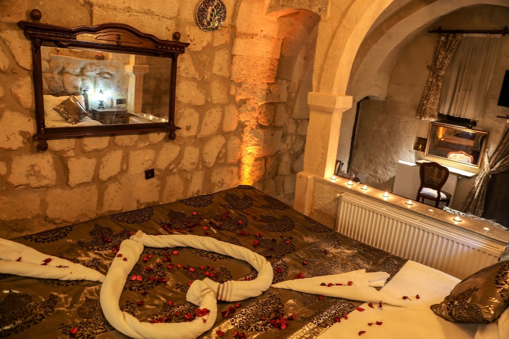 Goreme Palace Cave Hotel 11/59