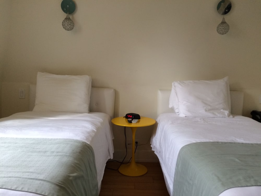 Royal Oak Inn 32/63