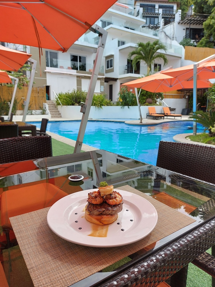 Lalaguna Villas Luxury Dive Resort & Spa 72/93