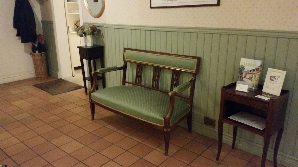 Lilla Hotellet 34/46