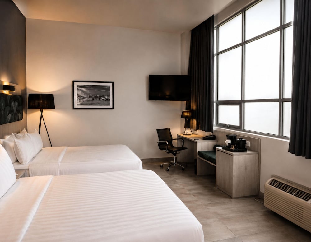 Inner, 2 Queen Beds, with View, Premium Floor