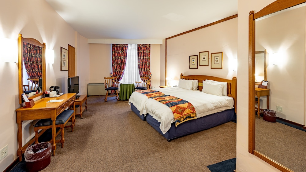 Pine Lake Inn 7/50