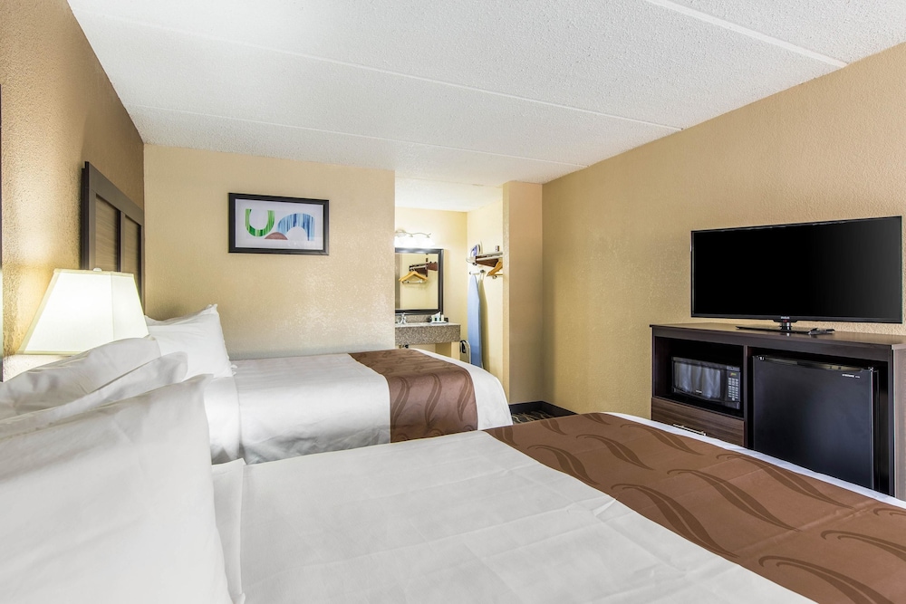 Standard, 2 Double Beds