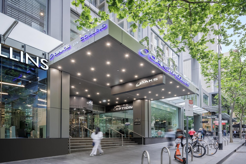 Oaks Melbourne on Collins Suites، ملبورن 3/50