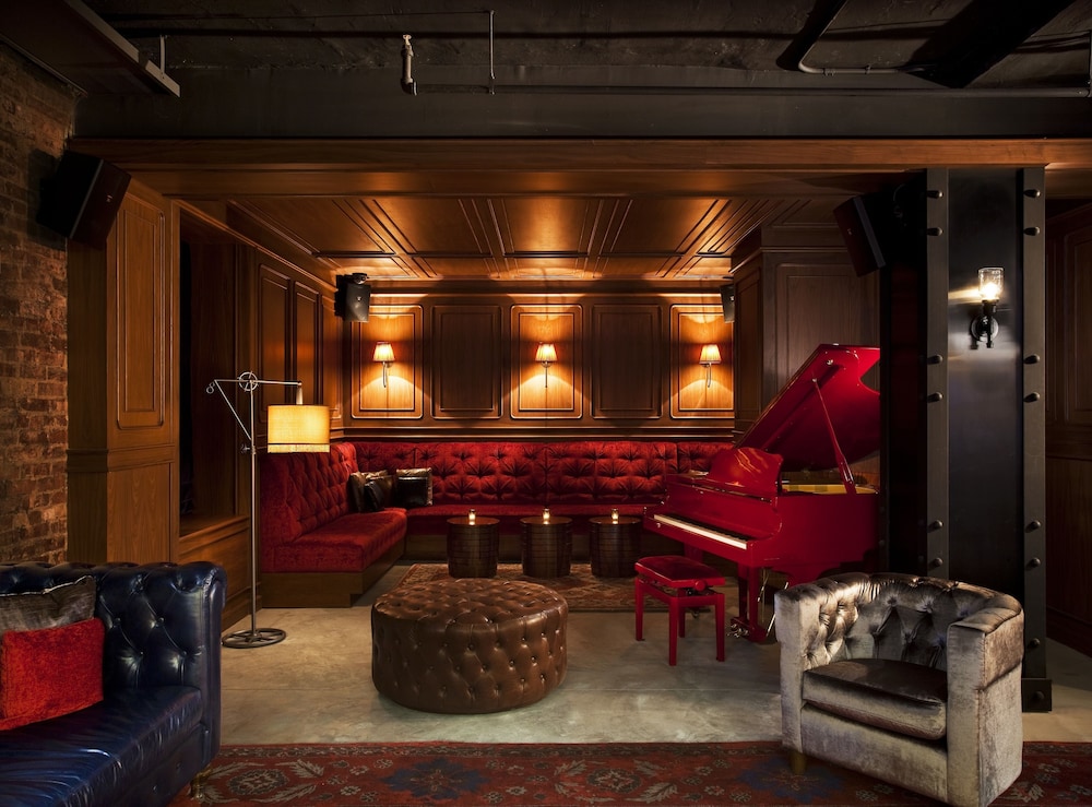 Arthouse Hotel New York 35/71