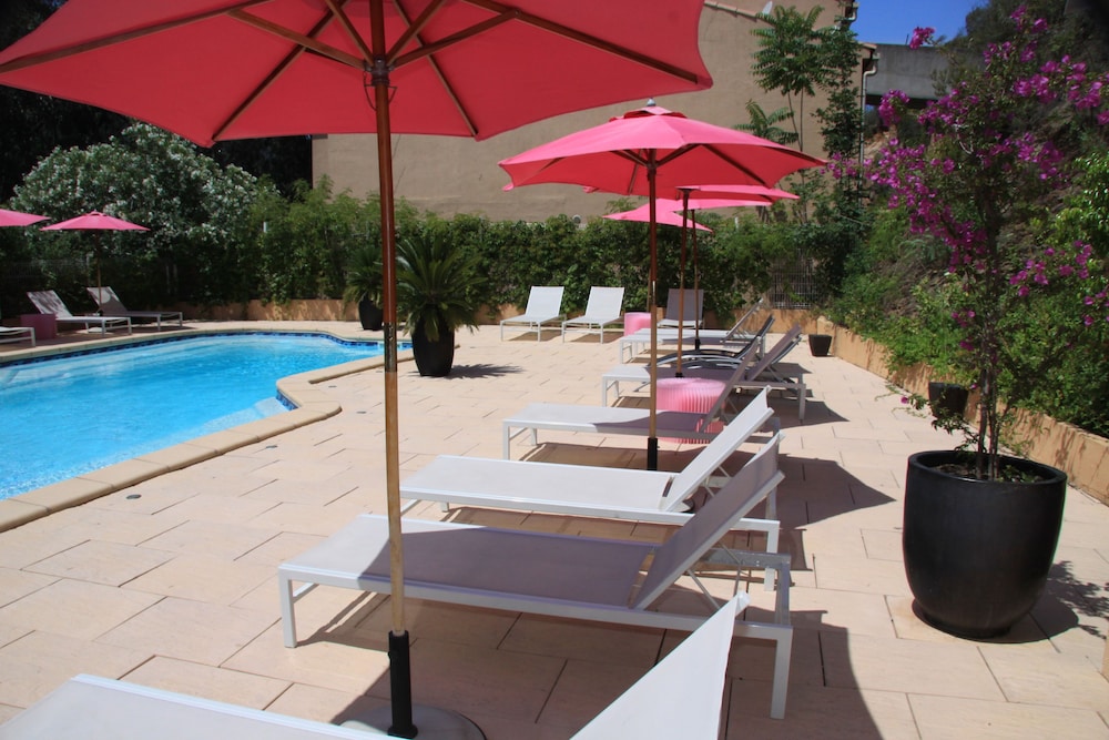 Hotel Le Lonca 33/46