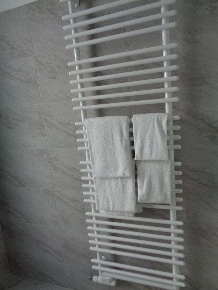 HOTEL GRAFRATHER HOF 16/49