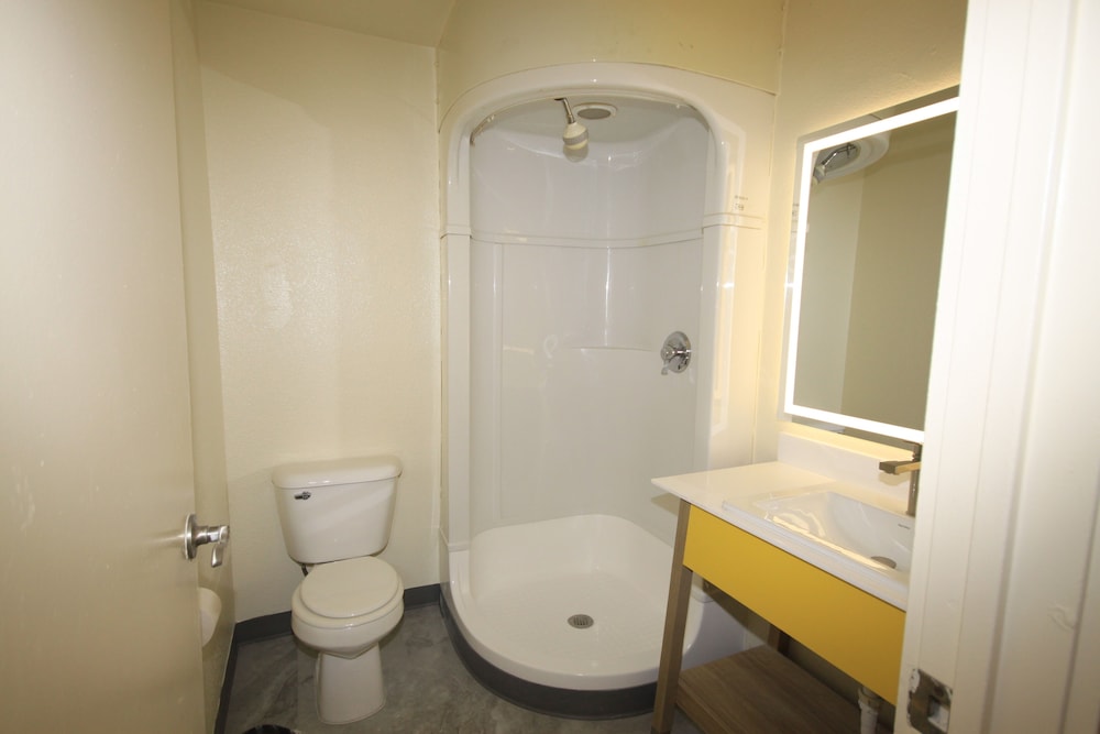 Days Inn by Wyndham Wheat Ridge/Denver West 39/44