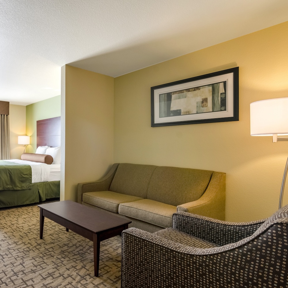 Cobblestone Inn & Suites - Carrington 39/67